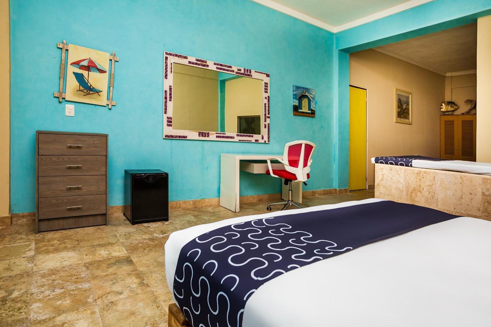 Capital O Cancun International Airport 24 7 Экстерьер фото